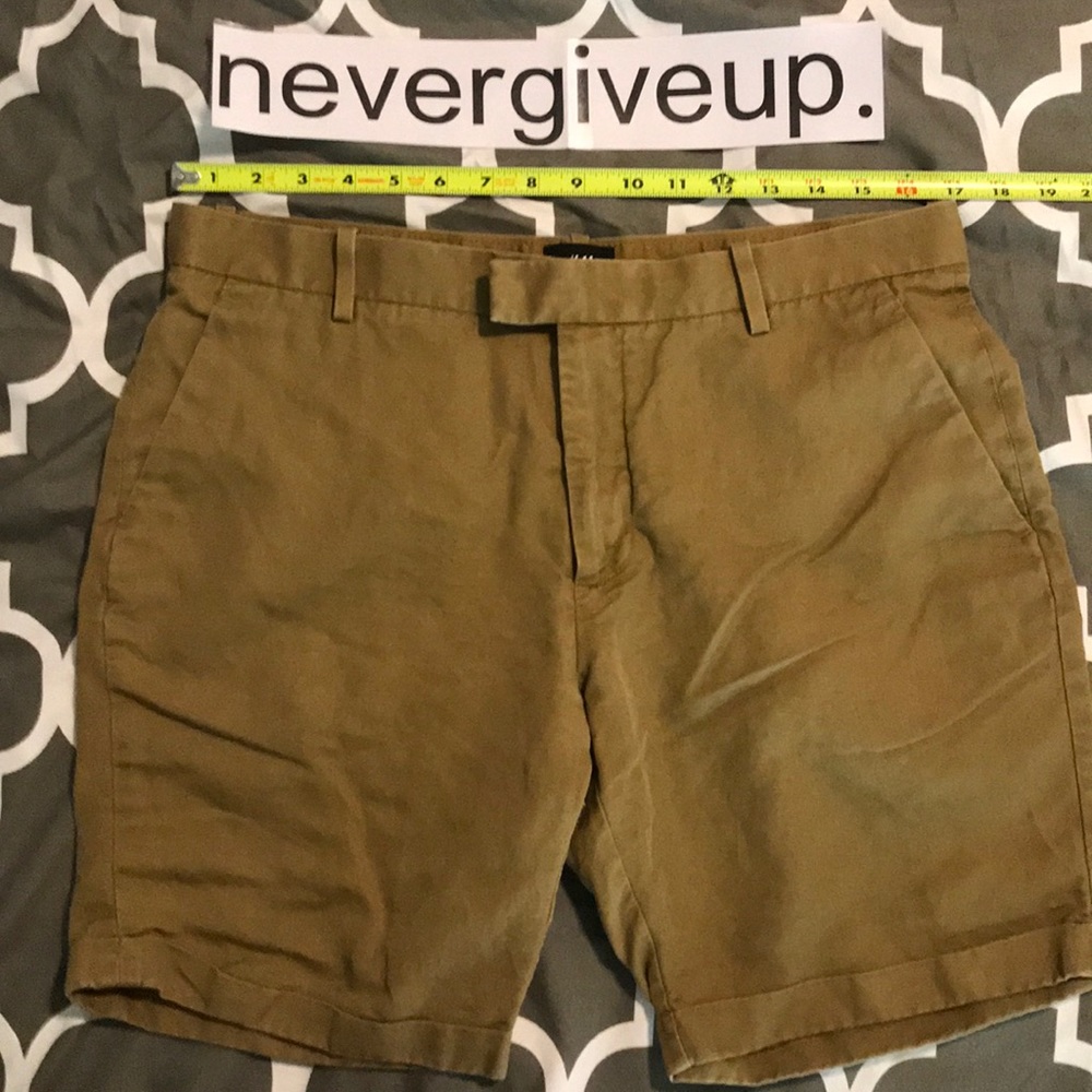 H&M 8” inseam Khaki shorts